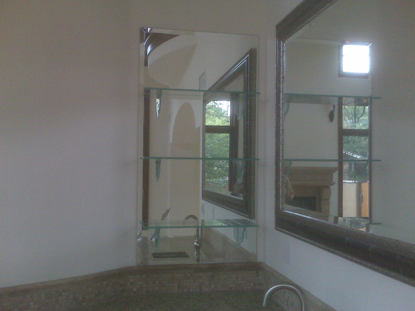  - residential05_Mirror&GlassShelving